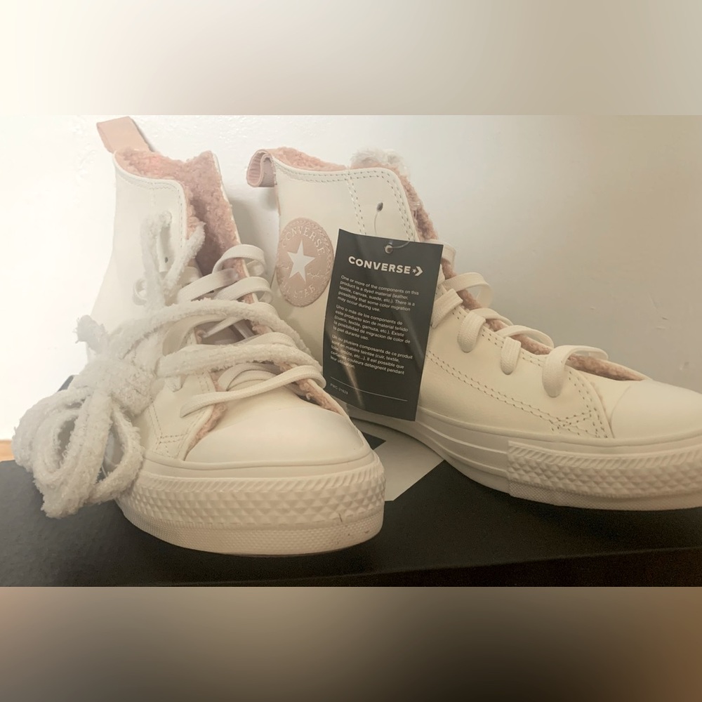 Never Use !  Cozy tones chuck Taylor All Star CONVERSE